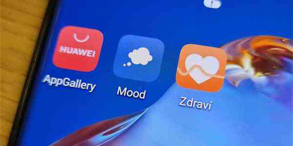 Hodinky Huawei se naučily instalovat aplikace a reagovat na notifikace. Ale…